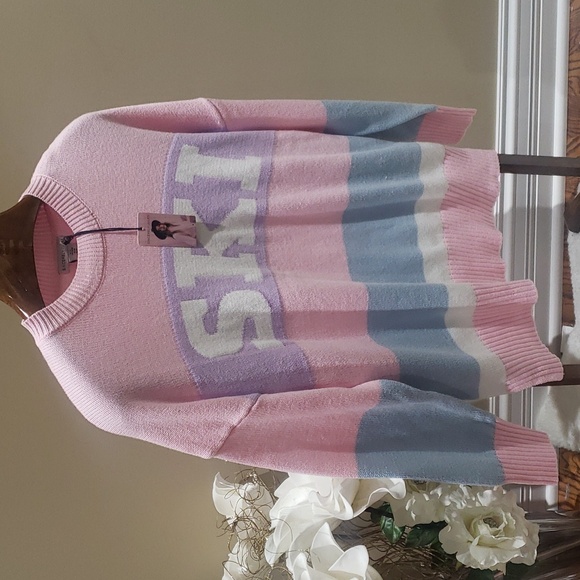 Nwt large and medium SINCERELY Jules sweater - Picture 9 of 9